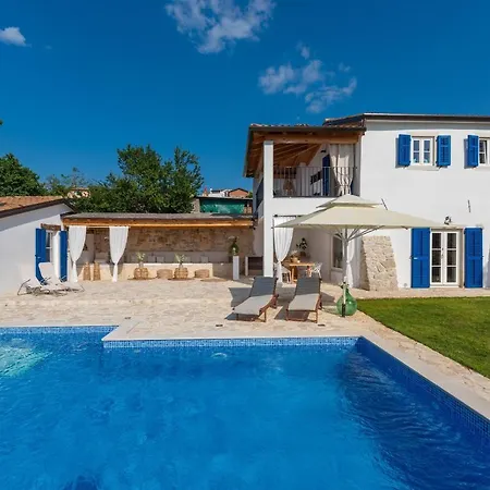 Lavova Villa